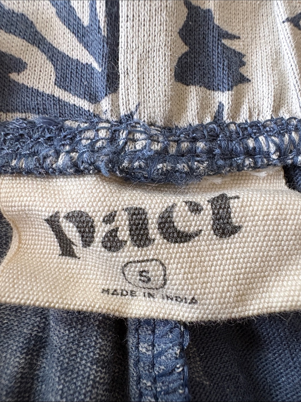 Pact Women's Organic Staycation Sleep Set - Top XS Bottom S - Picture 6 of 7